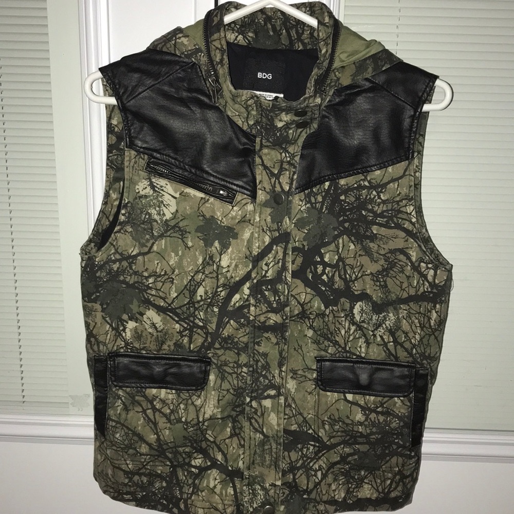 Urban Outfitters Hooded Camo Vest